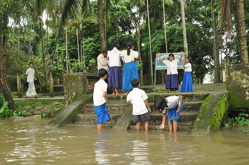 Schoolchildren in Bangladesh. Every child is different.