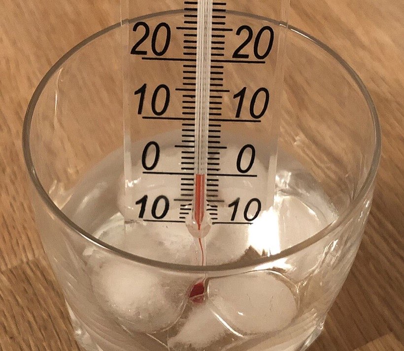 Heat and cool water in the Changes lab and watch it change state.