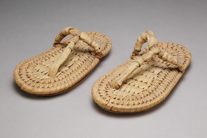 Sandals come in pairs, so we can count them in 2s.
