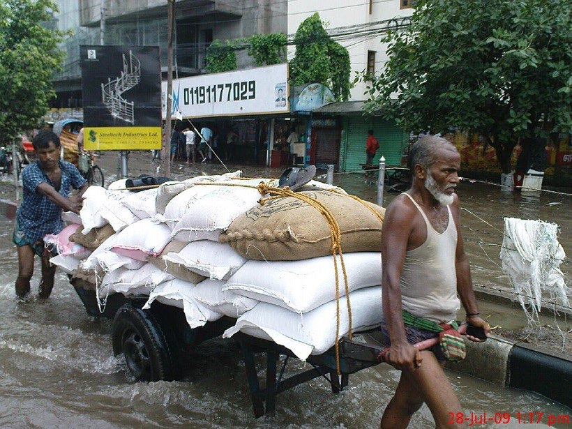 In the monsoon it rains on many days.