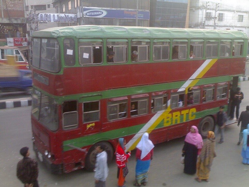Buses, houses and roads have numbers that can be in the hundreds.