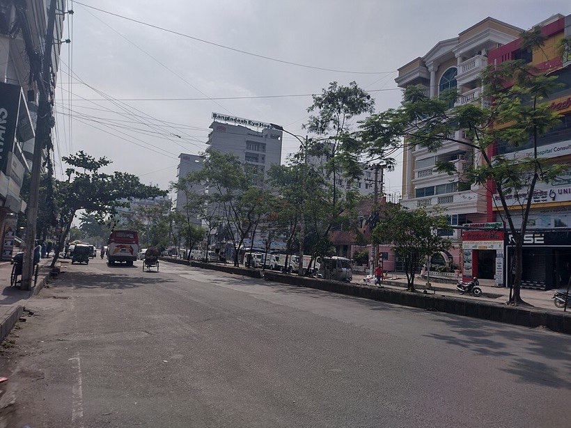 A busy street in Dhaka.